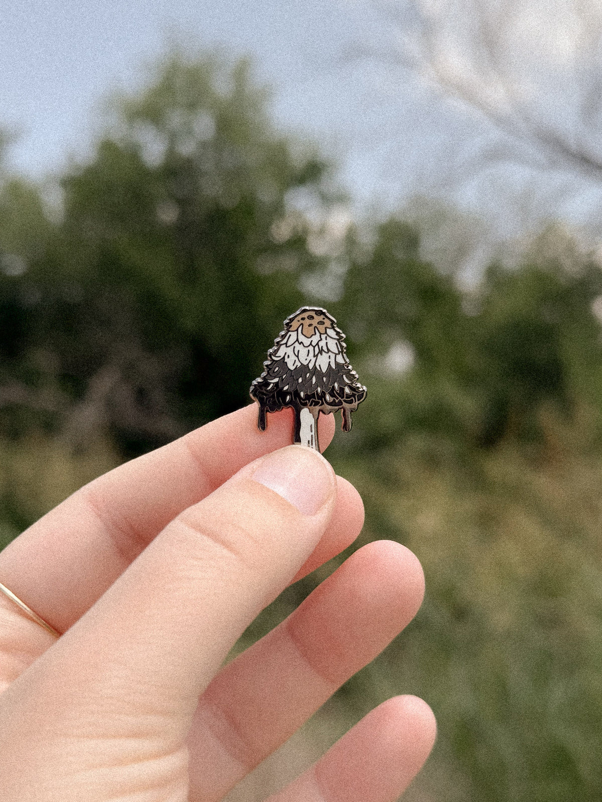 Inky Cap Mushroom Enamel Pin (Black Nickel)